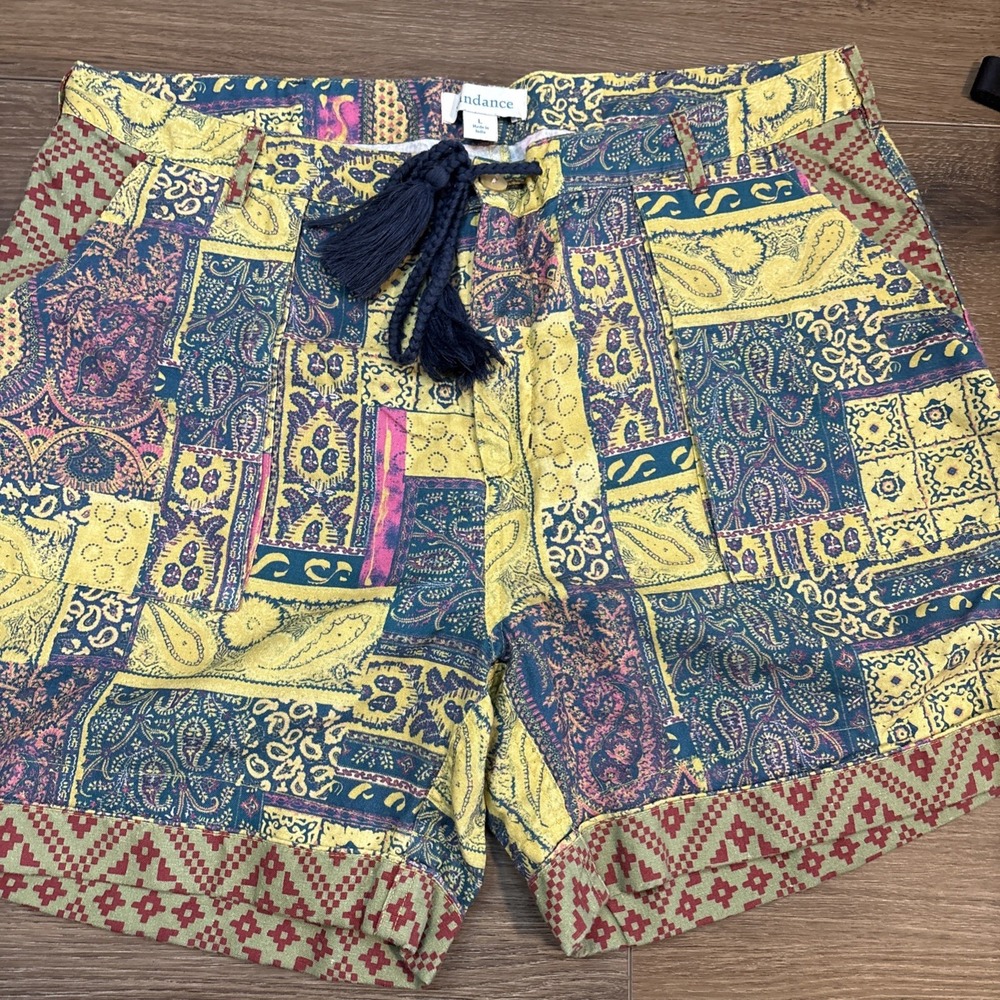 Sundance Kalini Shorts Linen Blend Size Large Patchwork Paisley Boho Drawstring